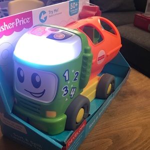 Fisher-Price Sort & Spill Learning Truck NWT